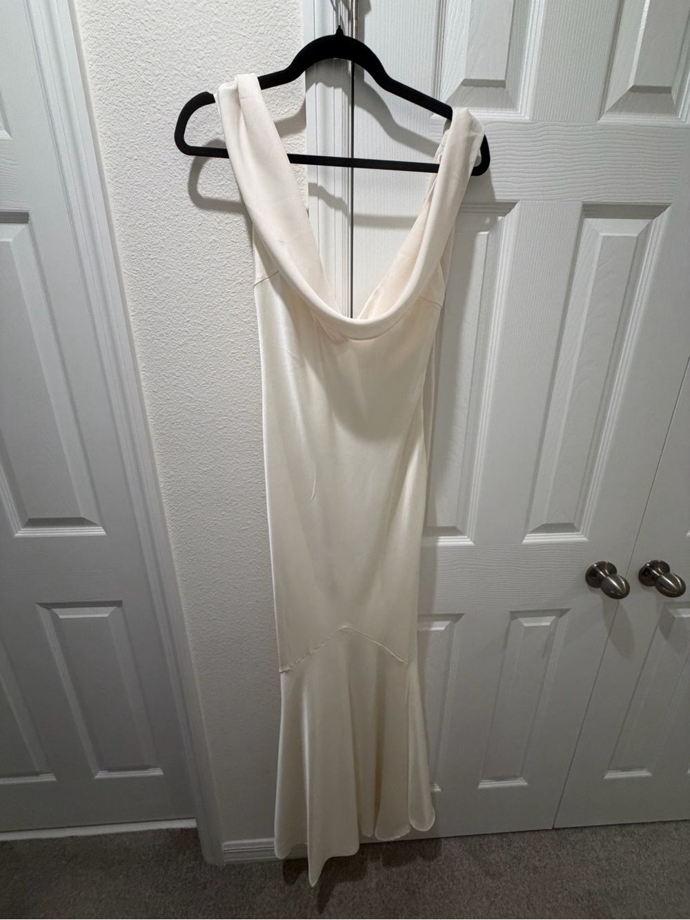 Elegant Cream Cowl-Back Wedding Dress